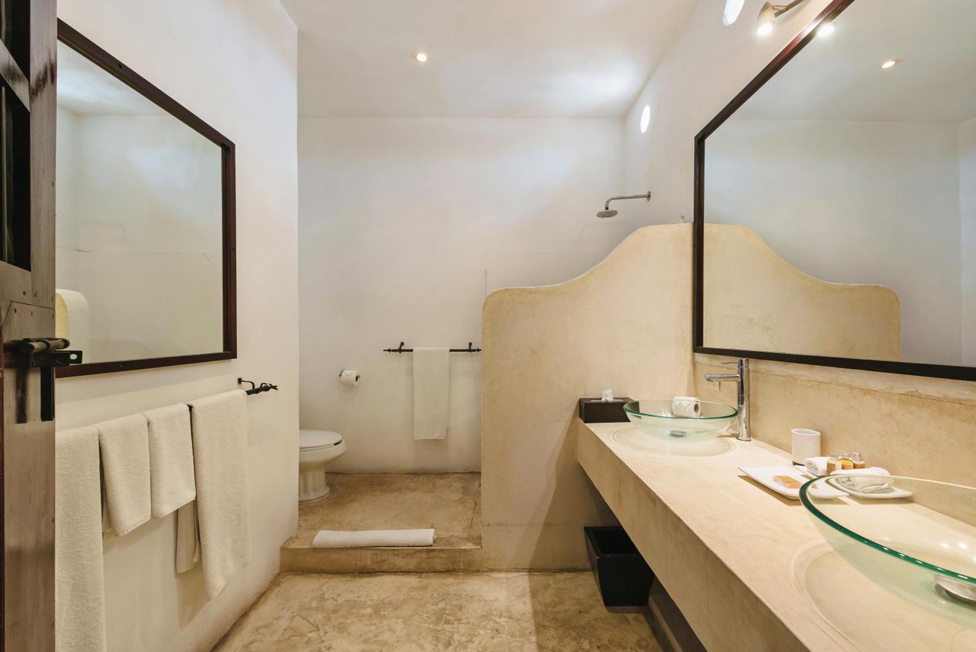 Hotel Hacienda Merida Vip Экстерьер фото