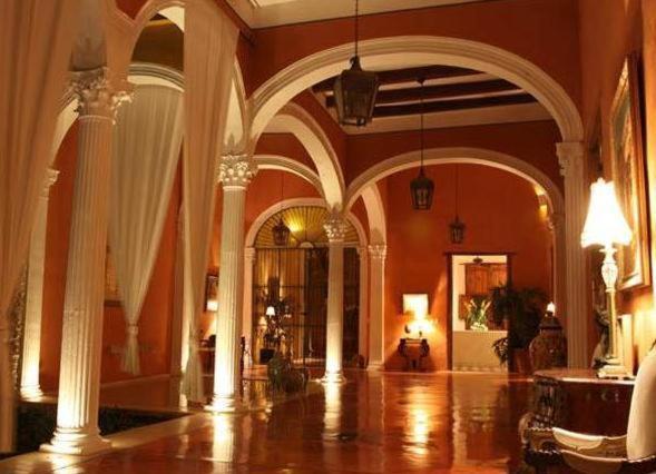Hotel Hacienda Merida Vip Экстерьер фото